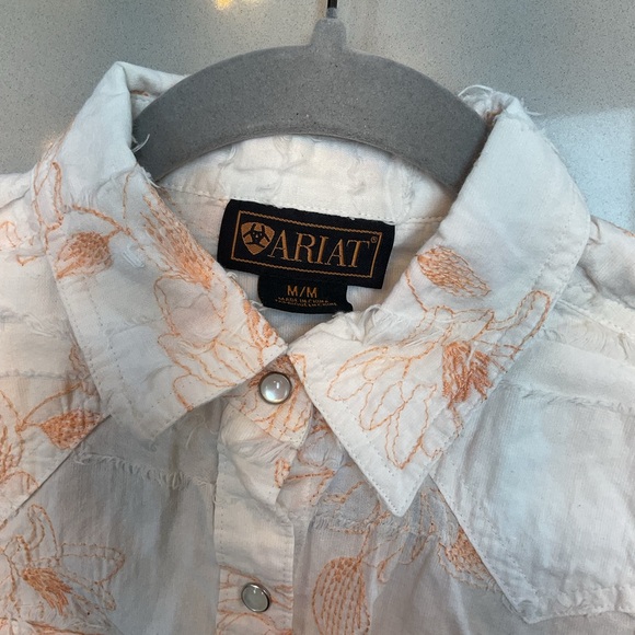 Ariat White Shirt with Orange Floral Design Size Medium Snaps - Picture 3 of 5